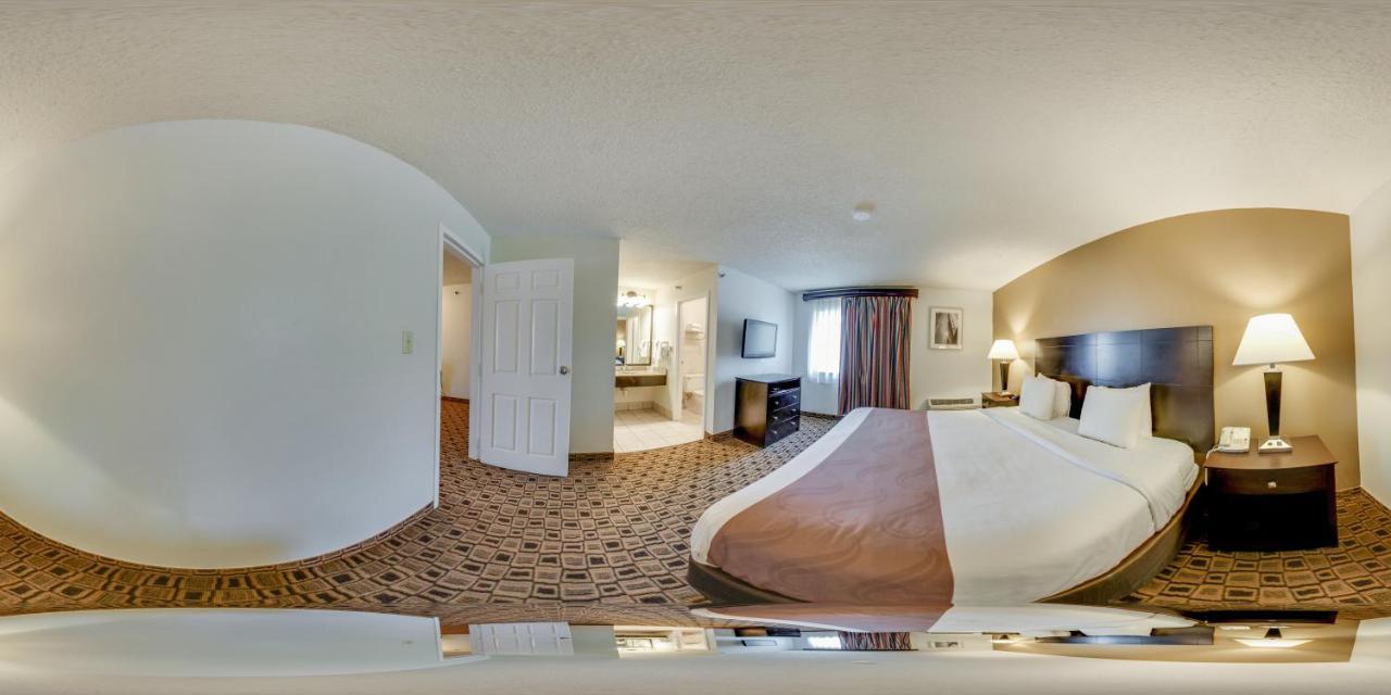 Coratel Plus Suites Wichita West Airport エクステリア 写真