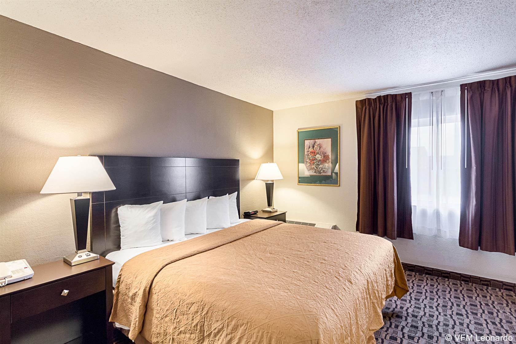 Coratel Plus Suites Wichita West Airport エクステリア 写真