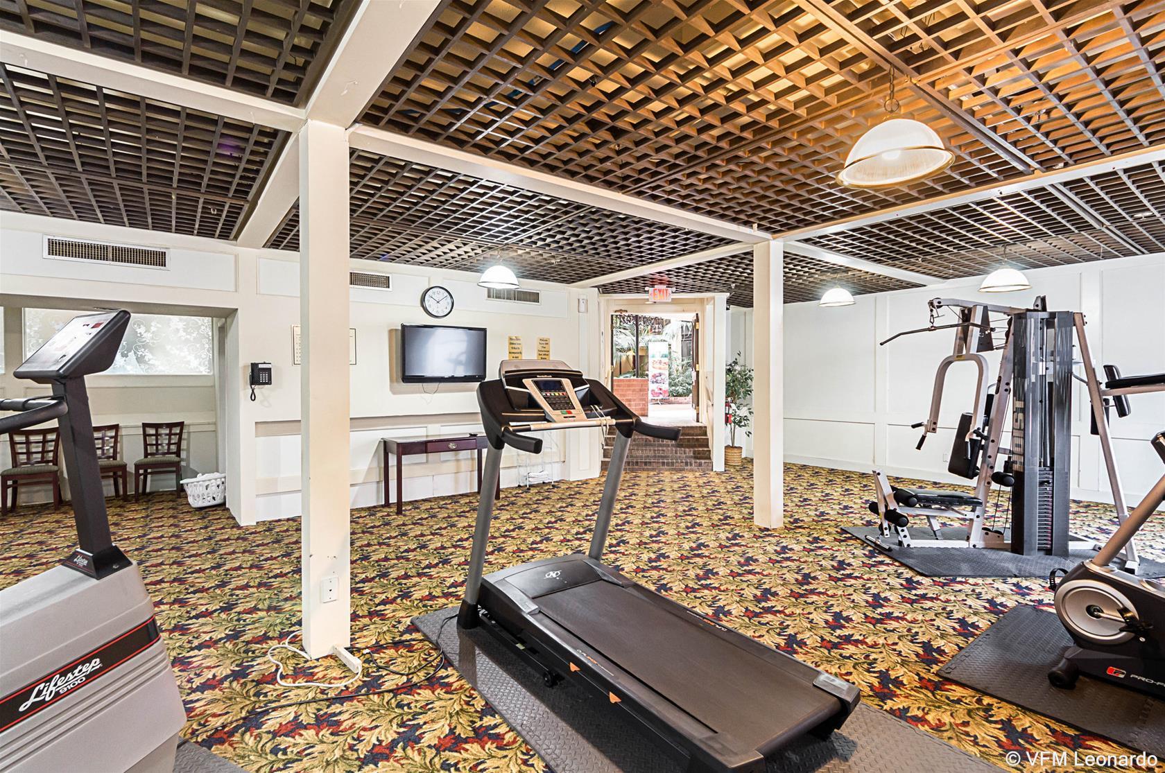 Coratel Plus Suites Wichita West Airport エクステリア 写真